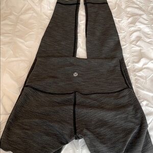 Lululemon heathered grey/black leggings